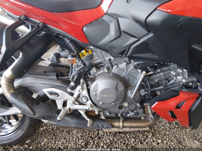 2025 DUCATI STREETFIGHTER auction photo 8