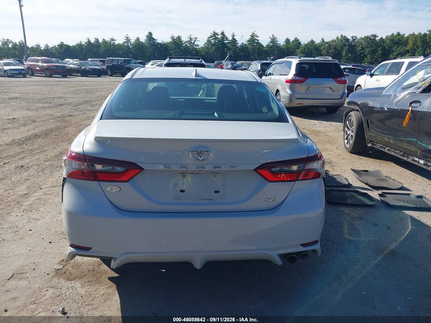 TOYOTA CAMRY - zdjęcie 16