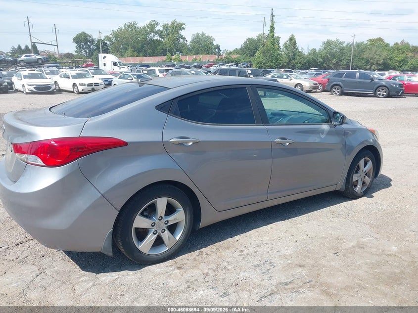 2012 HYUNDAI ELANTRA auction photo 4
