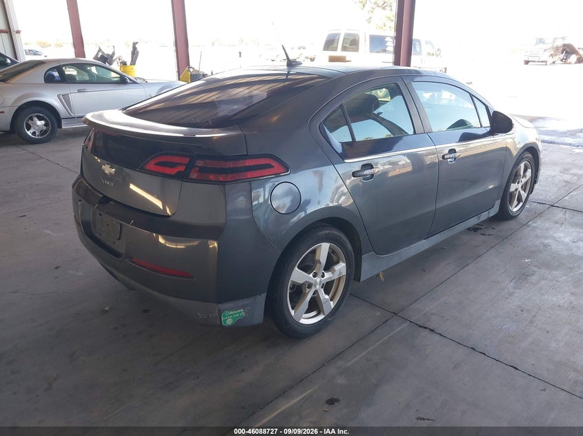 2013 CHEVROLET VOLT auction photo 4