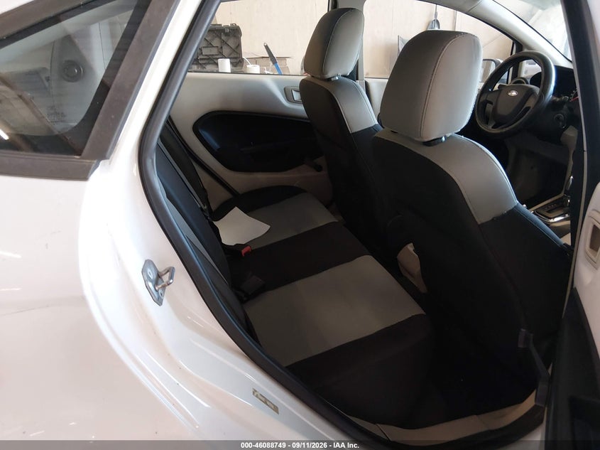 2013 FORD FIESTA auction photo 8