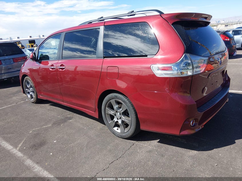 Vin: 5tdxk3dc7gs726508, lot: 46588409, toyota sienna se 8 passenger 20163