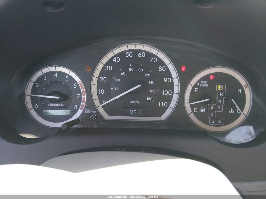 2005 TOYOTA SIENNA auction photo 7