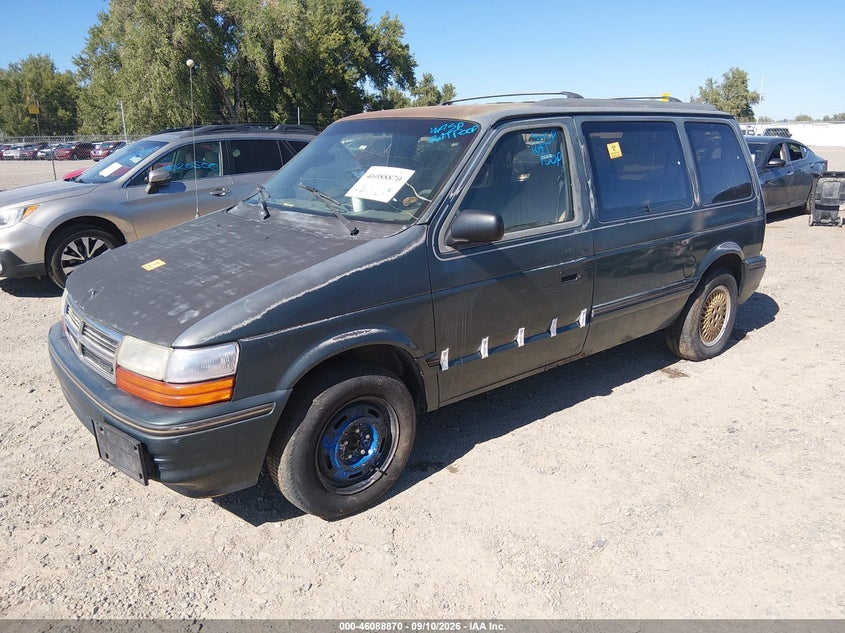 1993 DODGE CARAVAN auction photo 2