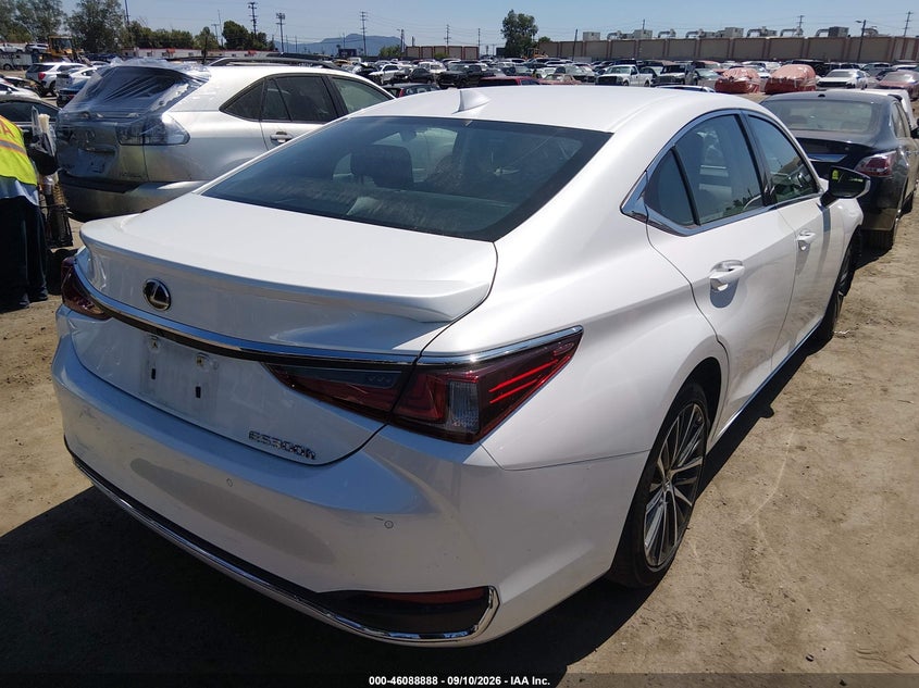 Vin: 58ada1c13su073792, lot: 46588495, lexus es 300h 20254