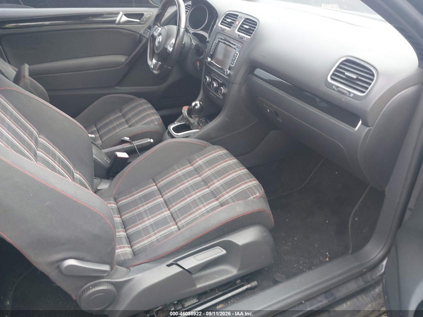 2010 VOLKSWAGEN GTI auction photo 5
