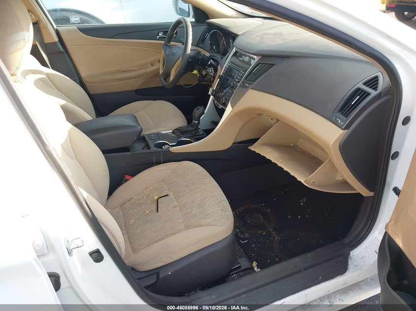 2013 HYUNDAI SONATA auction photo 5