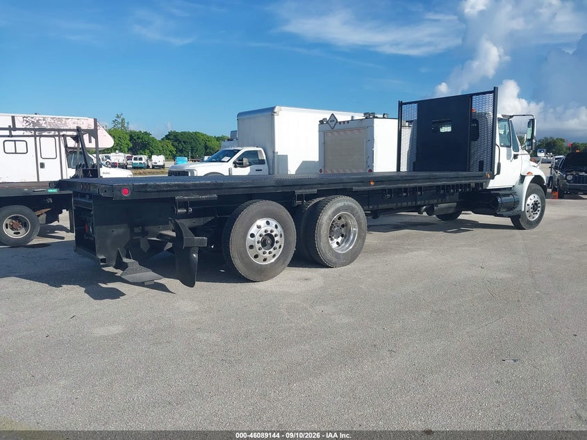 2005 INTERNATIONAL 4000 auction photo 4