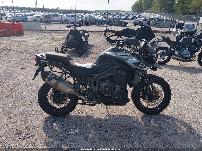 TRIUMPH EXPLORER 2018