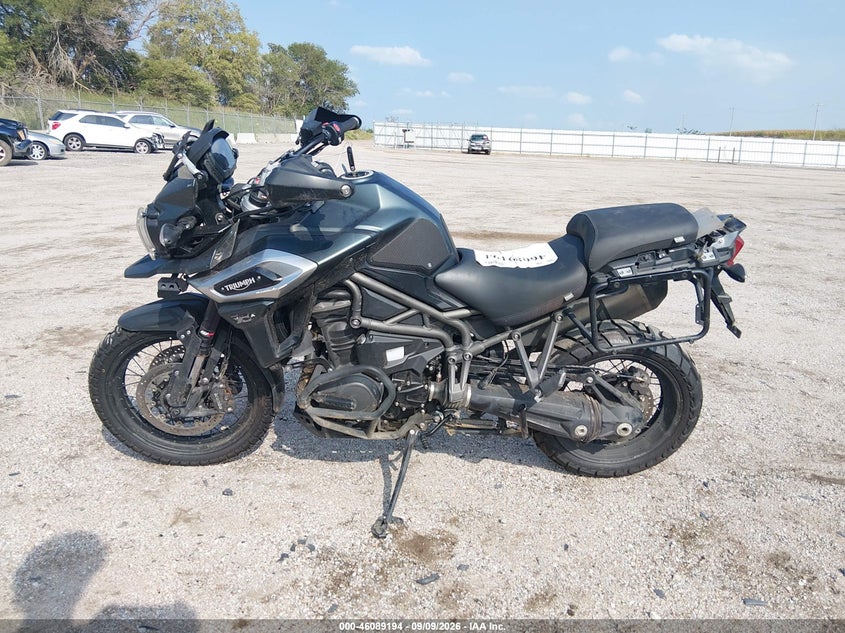 TRIUMPH EXPLORER 2018