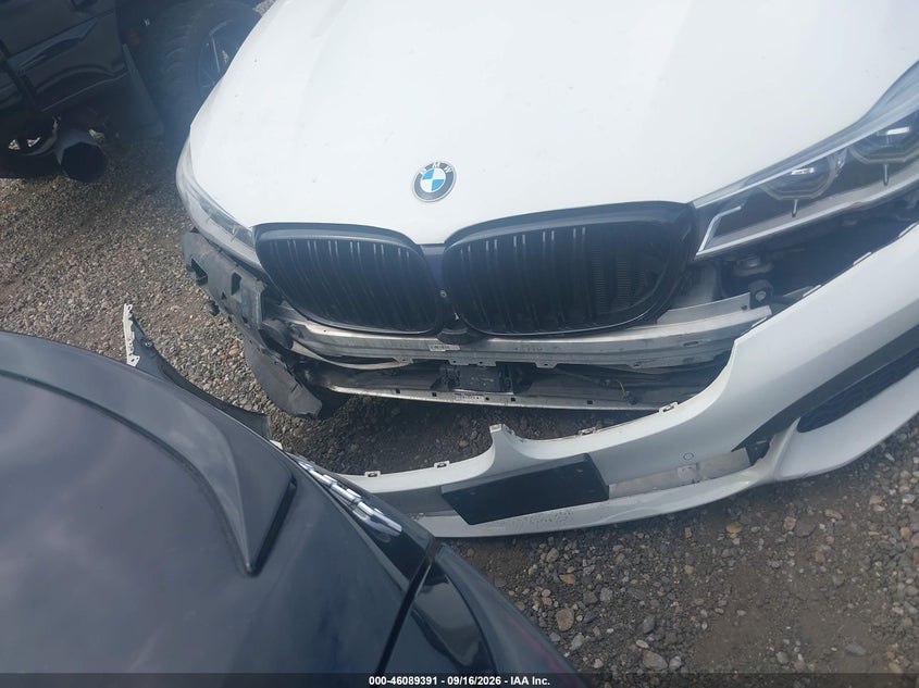 Фото 6 - BMW 750I