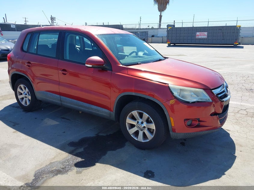 2009 VOLKSWAGEN TIGUAN auction photo 1