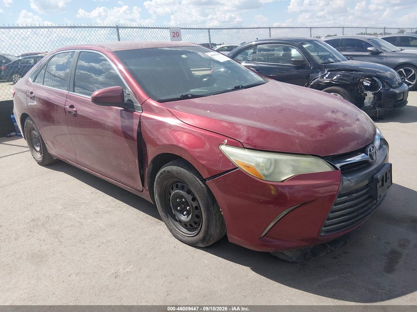 2015 TOYOTA CAMRY auction photo 1