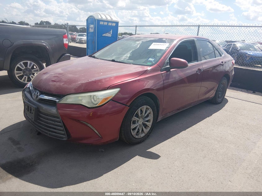 2015 TOYOTA CAMRY auction photo 2