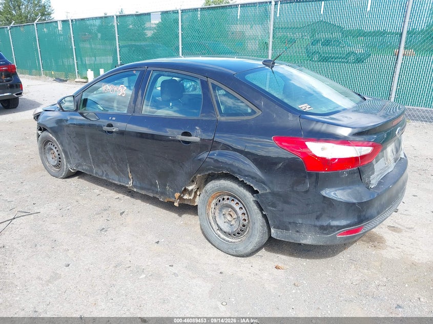 Vin: 1fahp3e23cl461762, lot: 46589060, ford focus s 20123