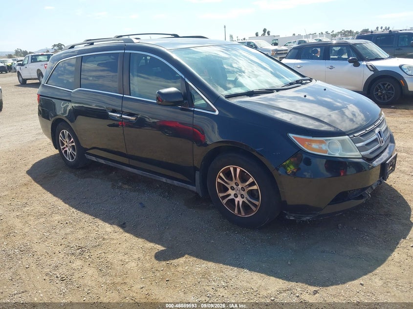 2013 HONDA ODYSSEY auction photo 1