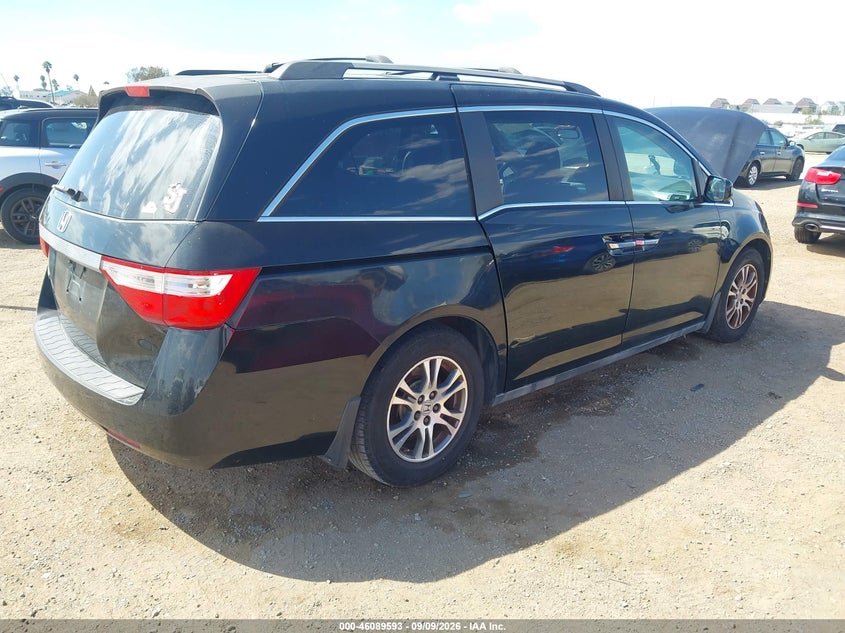 2013 HONDA ODYSSEY auction photo 4