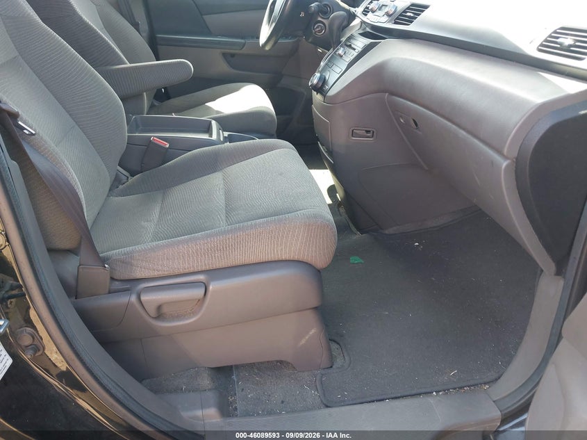 2013 HONDA ODYSSEY auction photo 5