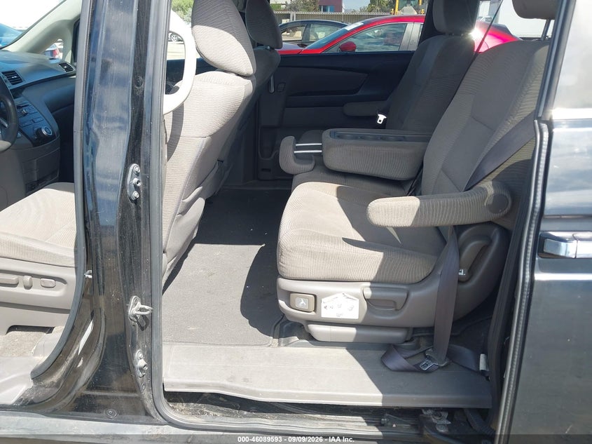 2013 HONDA ODYSSEY auction photo 8