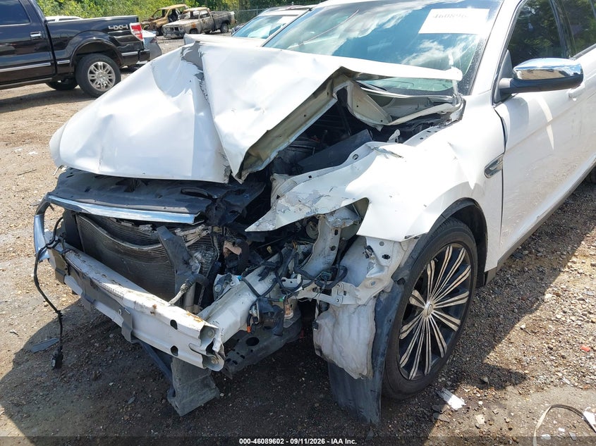 2017 FORD TAURUS auction photo 6