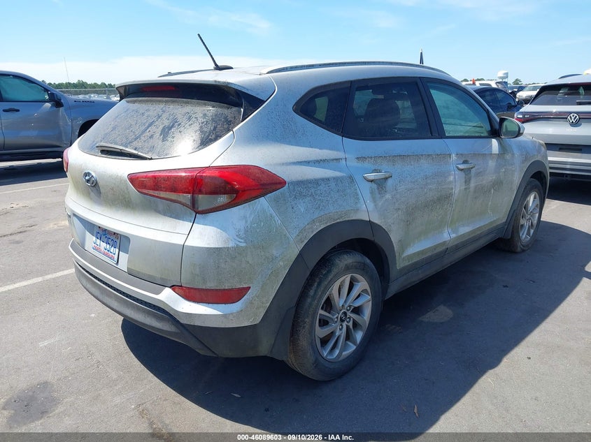 2016 HYUNDAI TUCSON auction photo 4