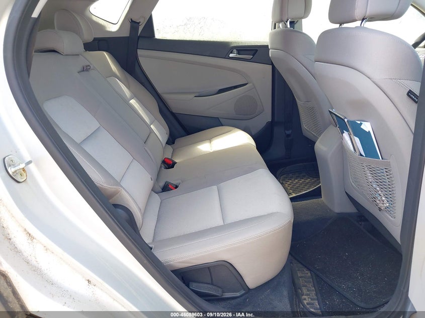 2016 HYUNDAI TUCSON auction photo 8