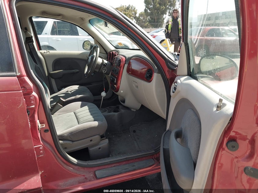 2004 CHRYSLER PT CRUISER auction photo 5