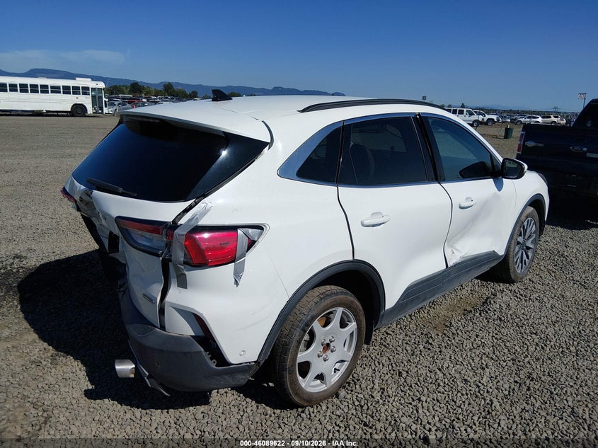 Vin: 1fmcu9dz0lua79824, lot: 46589229, ford escape titanium hybrid 20204