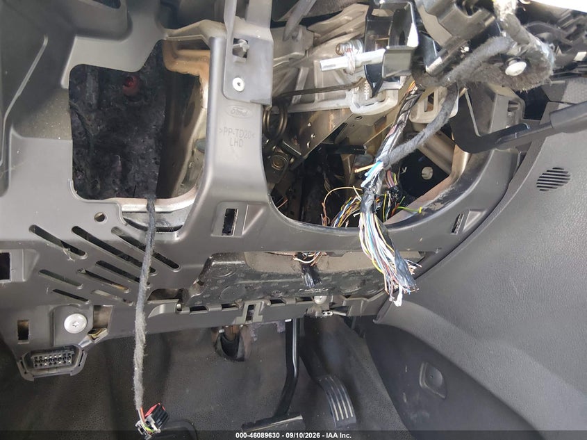 2014 FORD TRANSIT CONNECT auction photo 6
