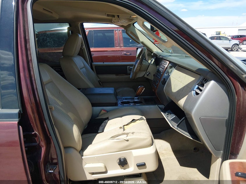 2010 FORD EXPEDITION auction photo 5