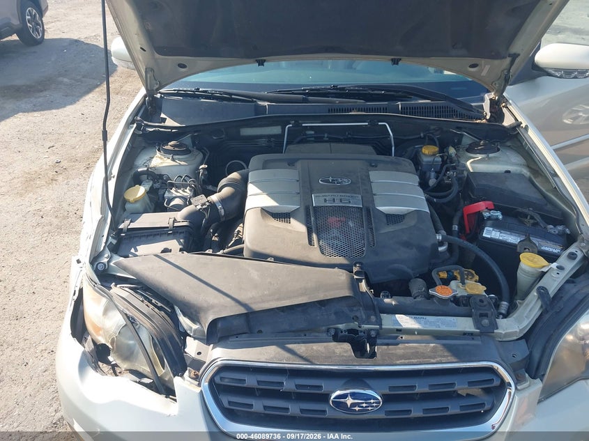 2005 SUBARU OUTBACK 3.0R · Фото 10