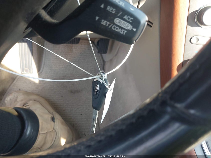 2005 SUBARU OUTBACK 3.0R · Фото 11