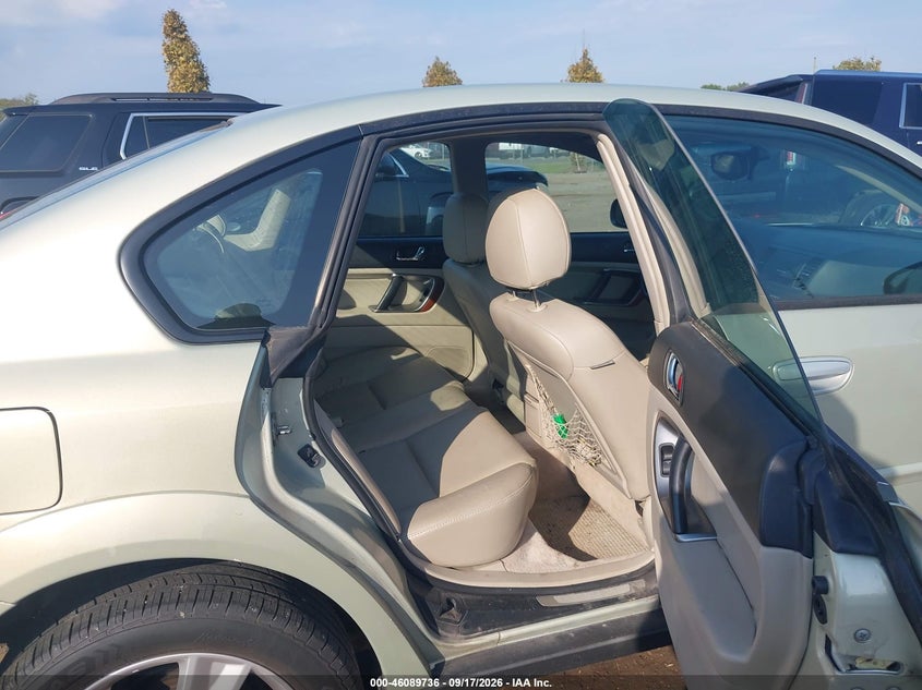 2005 SUBARU OUTBACK 3.0R · Фото 8
