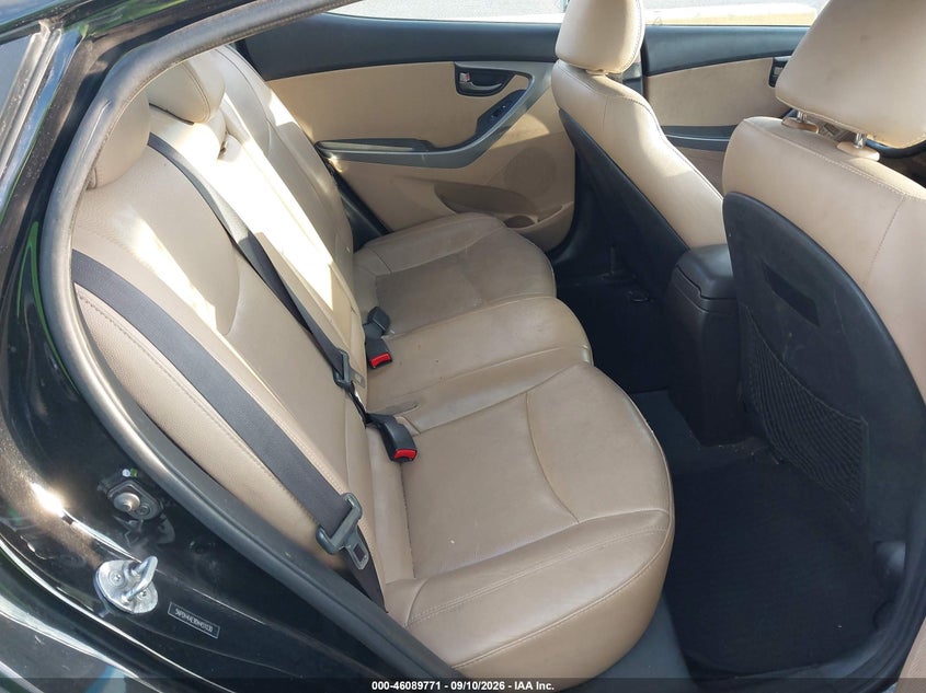 2013 HYUNDAI ELANTRA auction photo 8