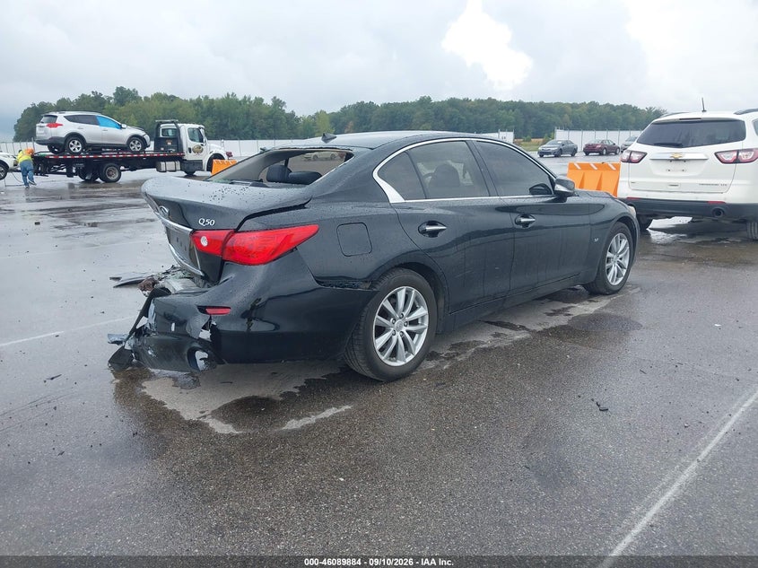 2015 INFINITI Q50 PREMIUM · Фото 4