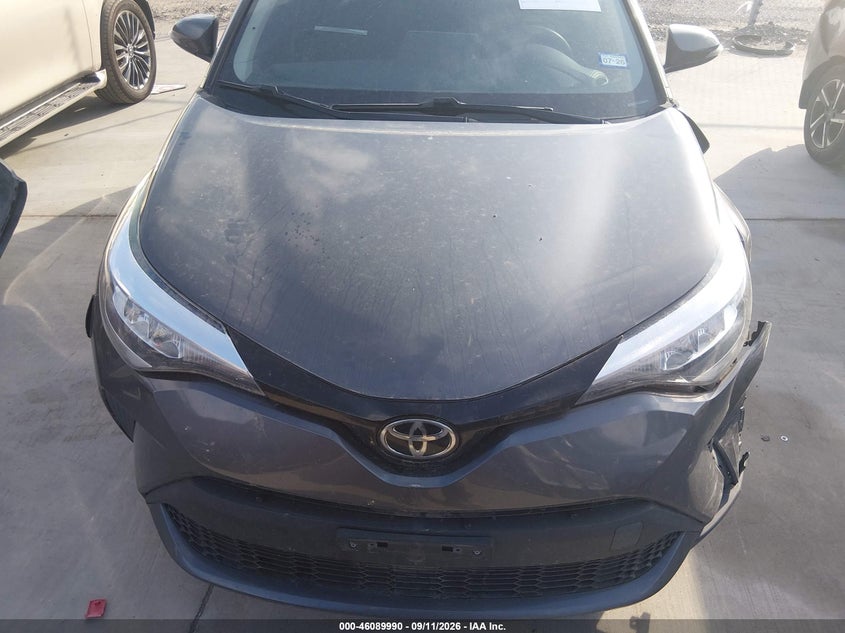 TOYOTA C-HR - zdjęcie 12