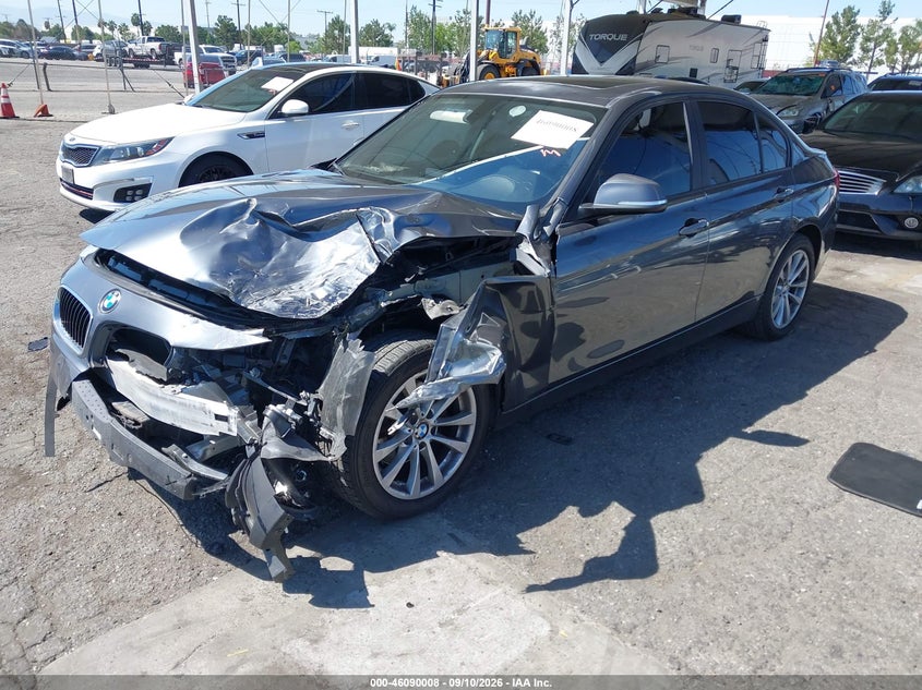 Vin: wba8e1g58gnt37425, lot: 46589615, bmw 320i 20162