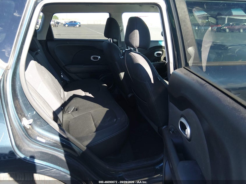 2017 KIA SOUL auction photo 8