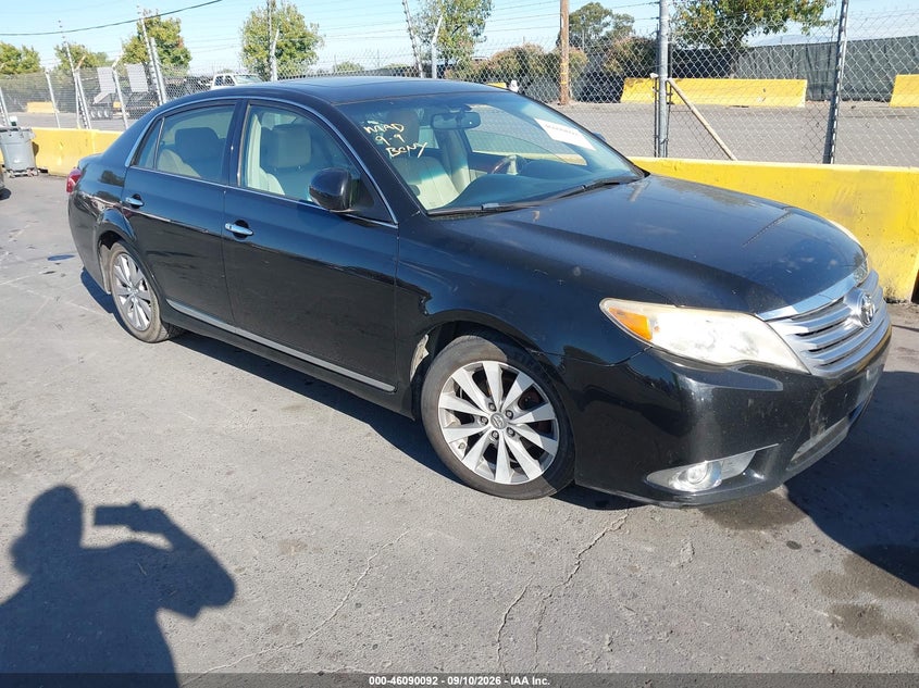 2011 TOYOTA AVALON auction photo 1