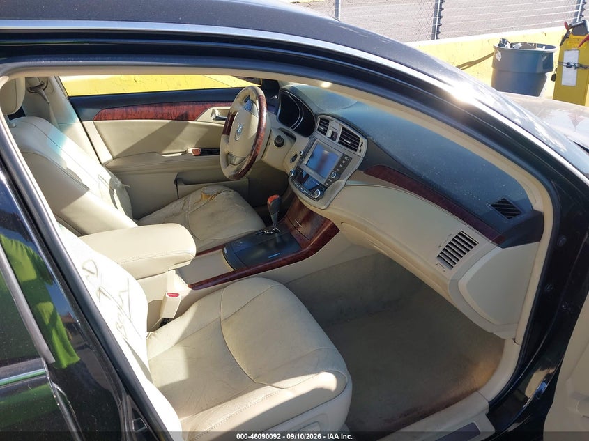2011 TOYOTA AVALON auction photo 5