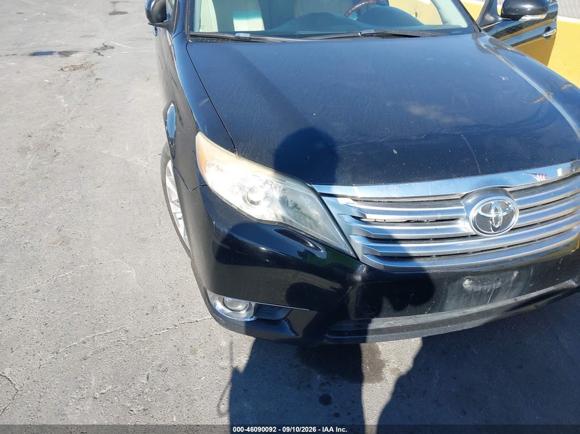 2011 TOYOTA AVALON auction photo 6