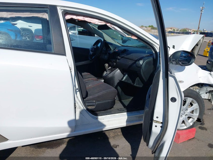 2012 MAZDA MAZDA2 TOURING · Фото 5