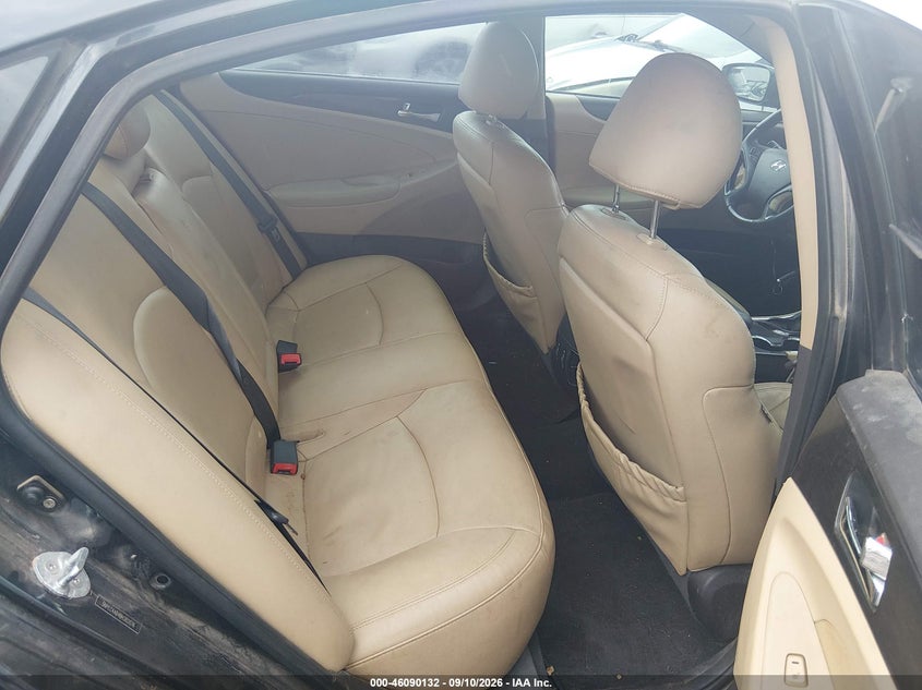 2011 HYUNDAI SONATA auction photo 8