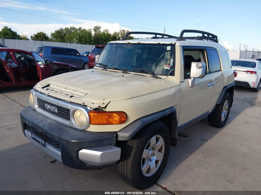 2008 TOYOTA FJ CRUISER auction photo 6
