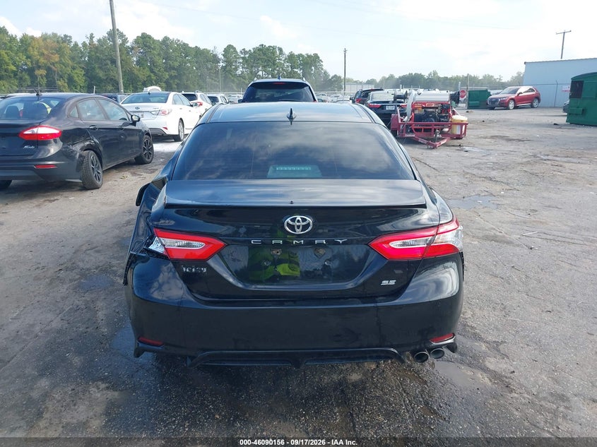 Фото 16 - TOYOTA CAMRY
