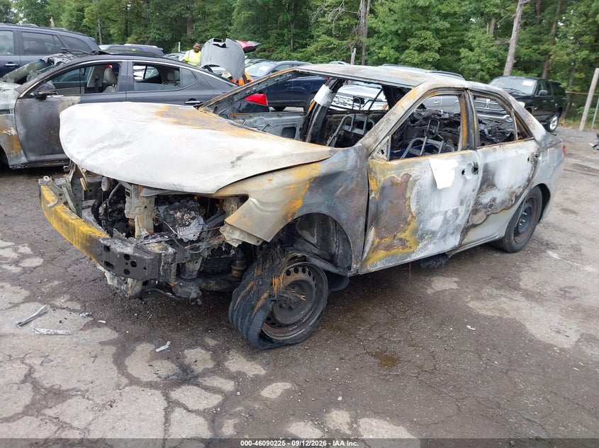 Vin: 4t4bf1fk6er379898, lot: 46589832, toyota camry le 20142