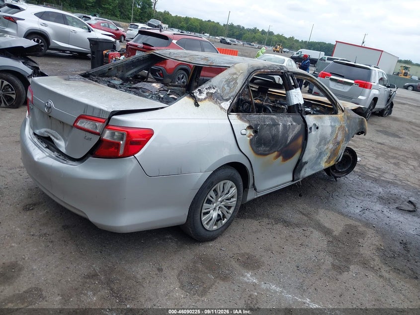 Vin: 4t4bf1fk6er379898, lot: 46589832, toyota camry le 20144