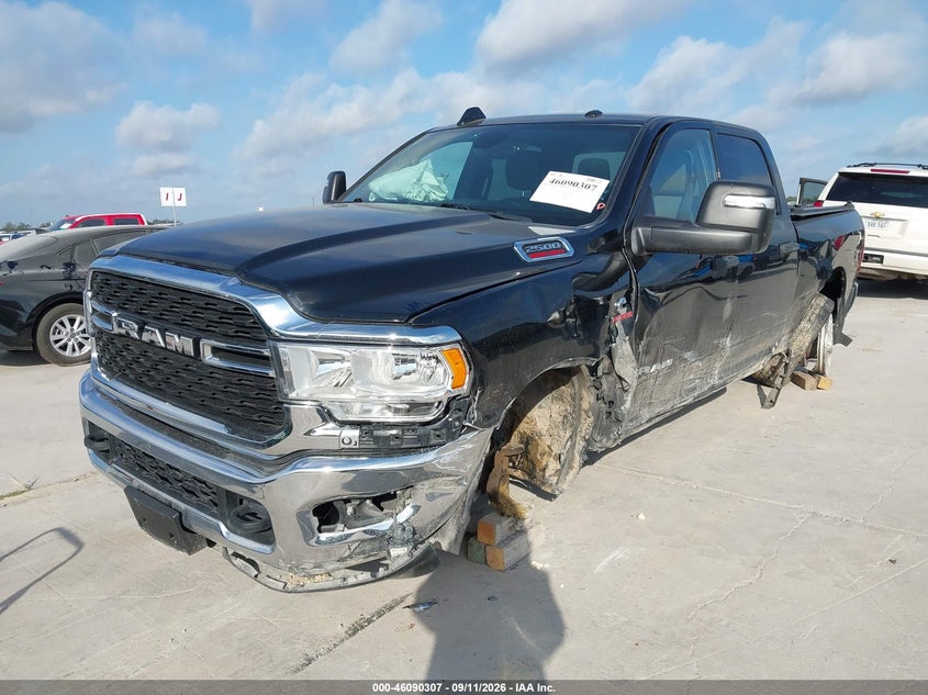 Vin: 3c6ur5dl3rg296236, lot: 46589914, ram 2500 big horn  4x4 6'4 box 20242