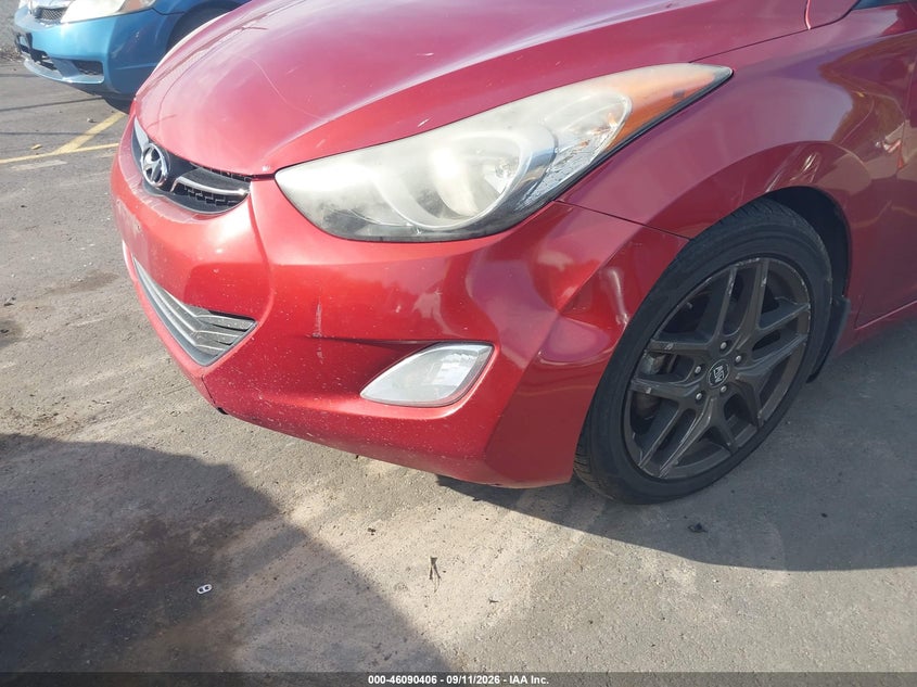 2013 HYUNDAI ELANTRA auction photo 6