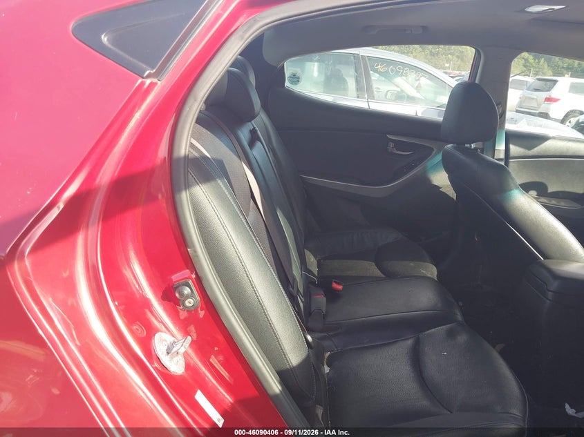 2013 HYUNDAI ELANTRA auction photo 8